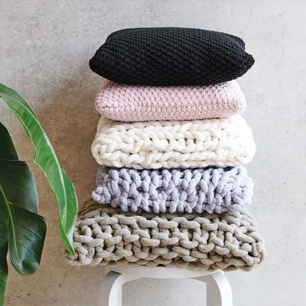 Kissen in Grobstrick-Optik Strickanleitung von Rico Design